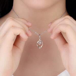 Zircon Twist Fashion Necklace Pendant